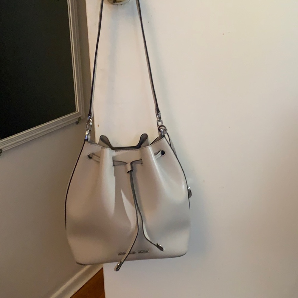 Michael Kors Bucket Bag